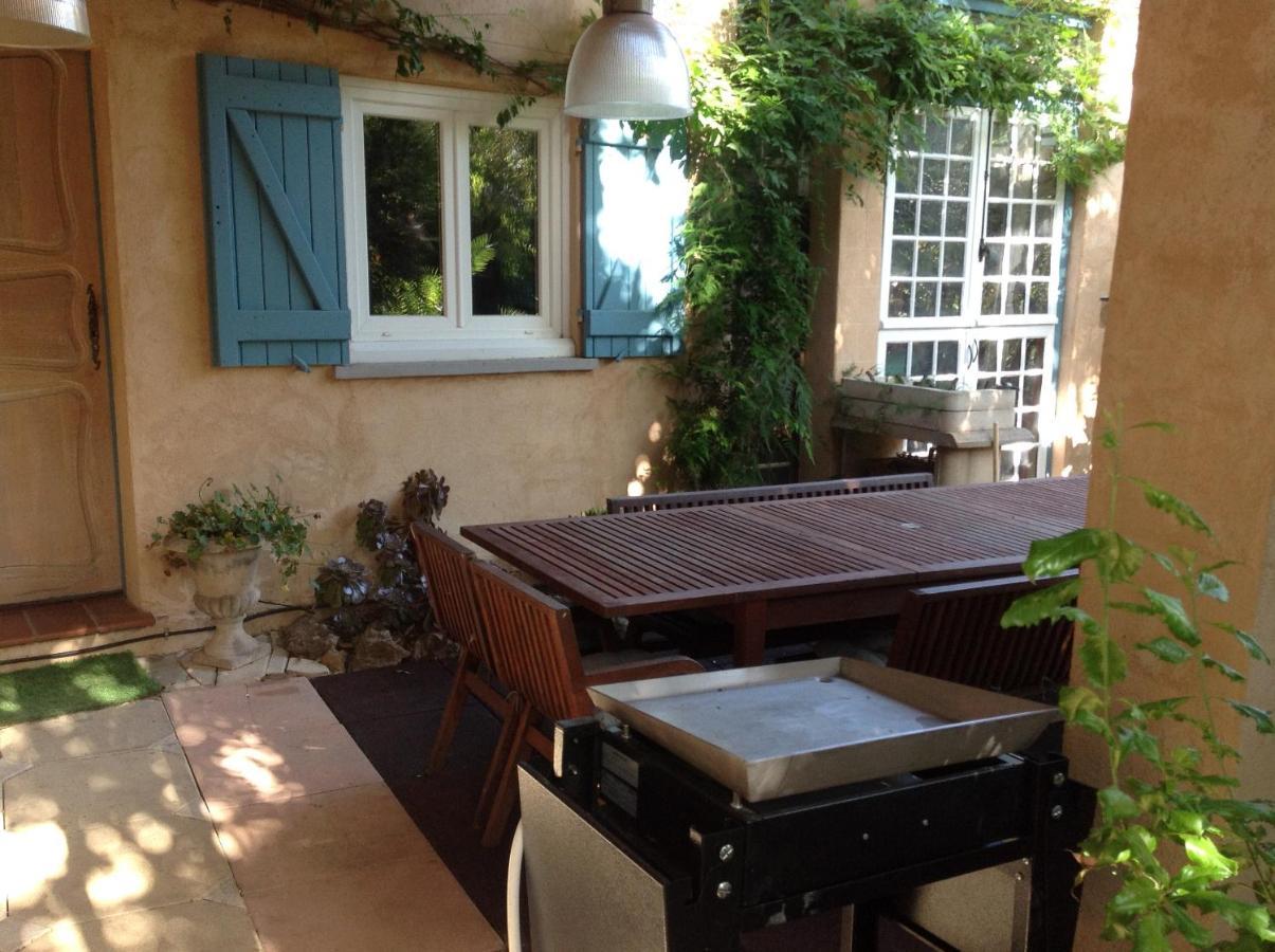 A L'Ombre Du Cedre Hotel Hyeres Luaran gambar