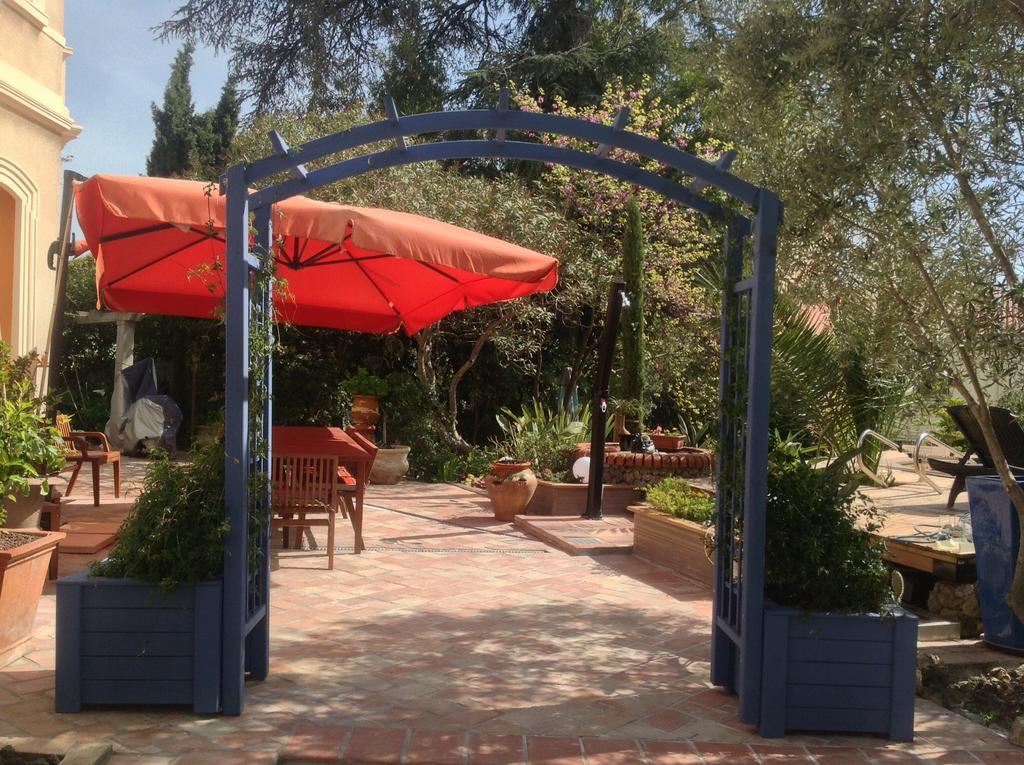 A L'Ombre Du Cedre Hotel Hyeres Luaran gambar