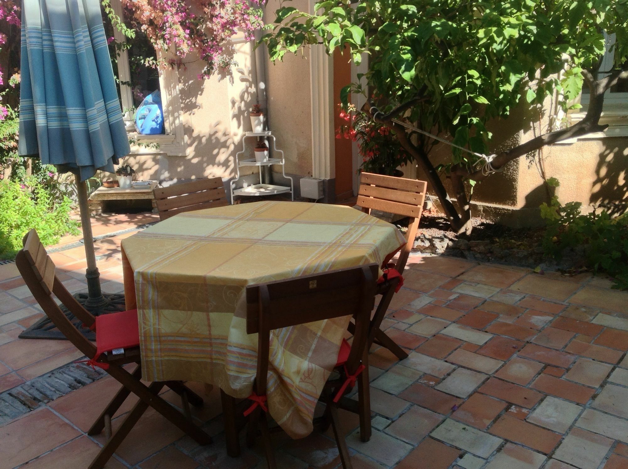 A L'Ombre Du Cedre Hotel Hyeres Luaran gambar