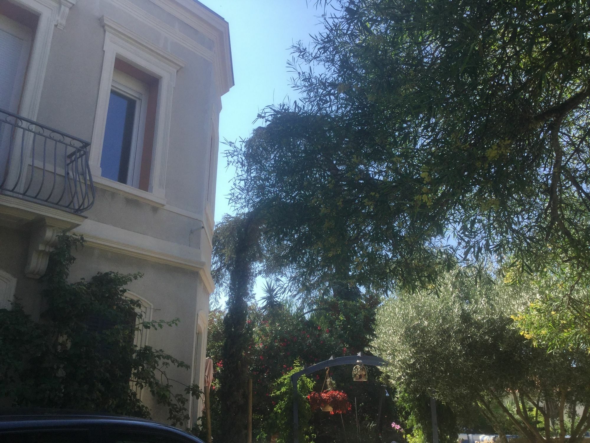 A L'Ombre Du Cedre Hotel Hyeres Luaran gambar