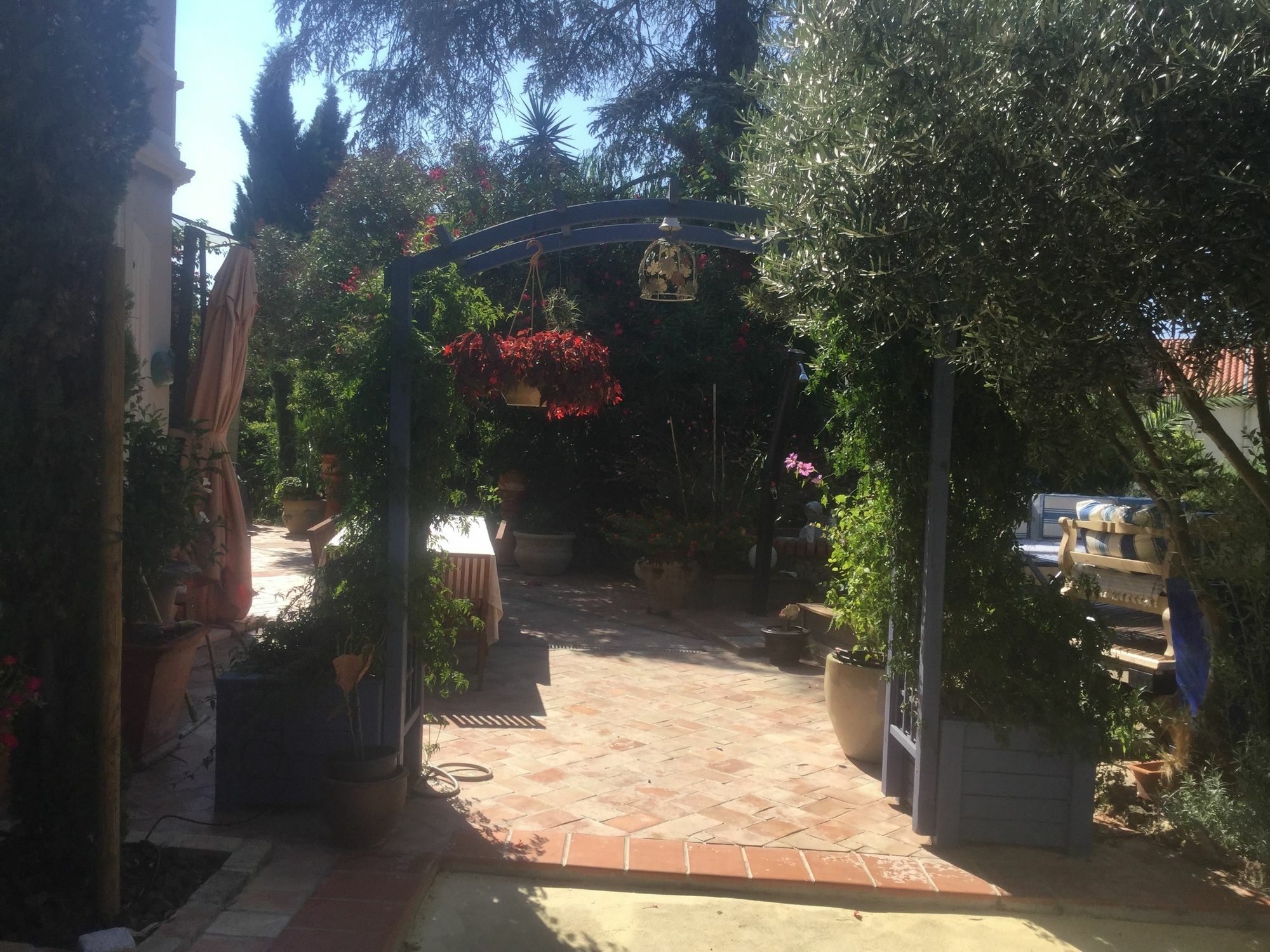 A L'Ombre Du Cedre Hotel Hyeres Luaran gambar
